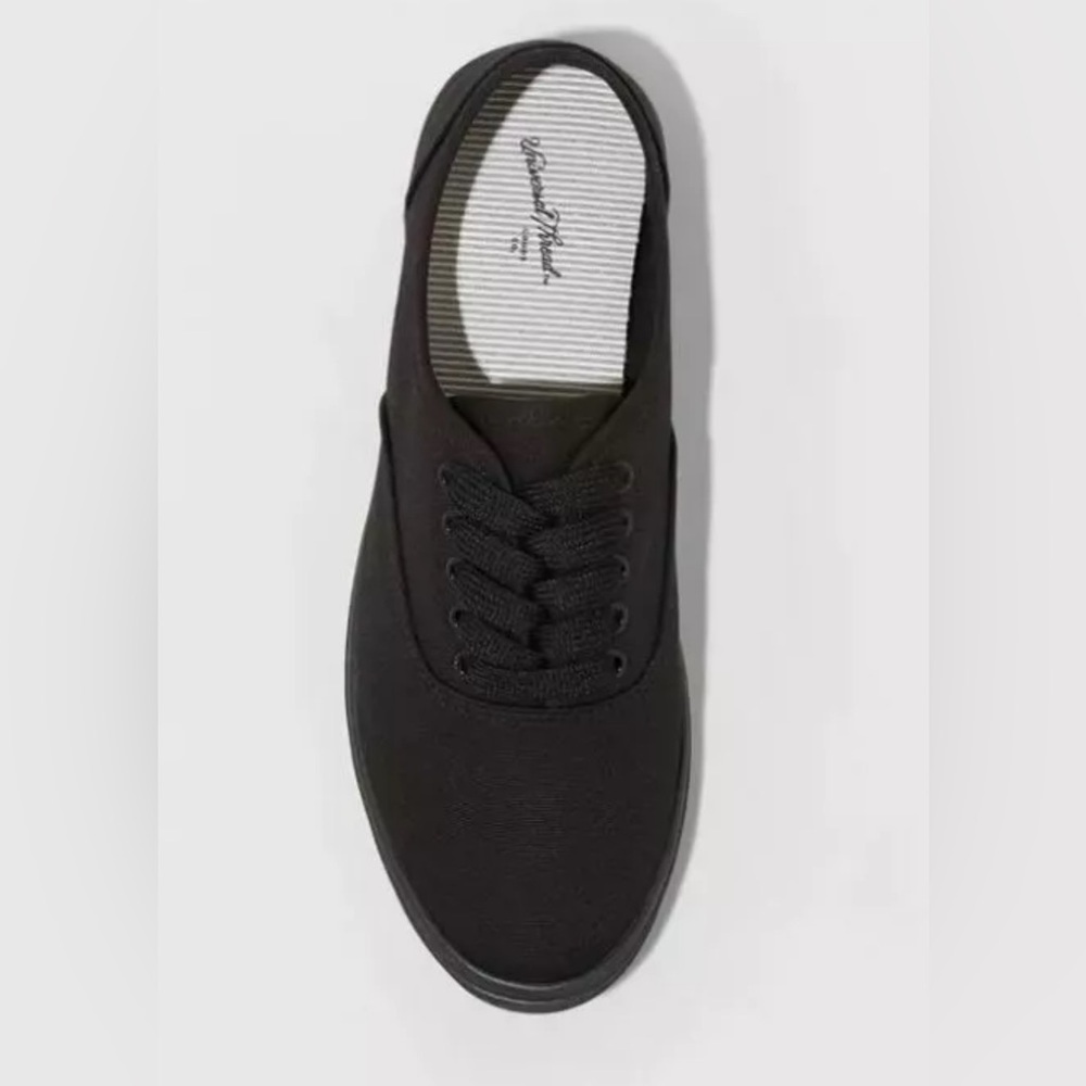 Women's Lunea Apparel Sneakers Black - Universal‎ Thread - SIZE 8 - Picture 3 of 5